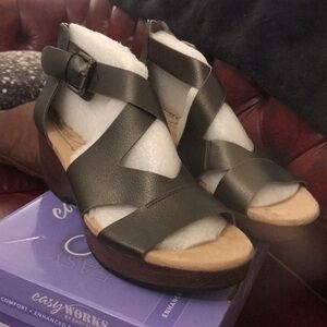 Easy Works by Easy Street Black Wedge Sandals